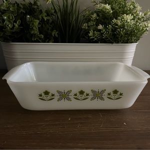 Vintage Fire King Meadow Green 1 Qt Loaf Casserole Dish, #441 Anchor Hocking.